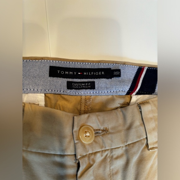 Tommy Hilfiger Khaki Chino Pants 32”/32” Custom fit - Picture 5 of 6